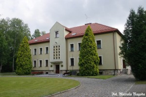 3_Łambinowice- Muzeum dawniej budynek komendatury poligon
